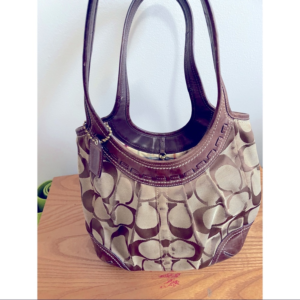 Coach shoulder purse